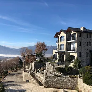 https://bujtina-vrenezi.albaniahotels.org